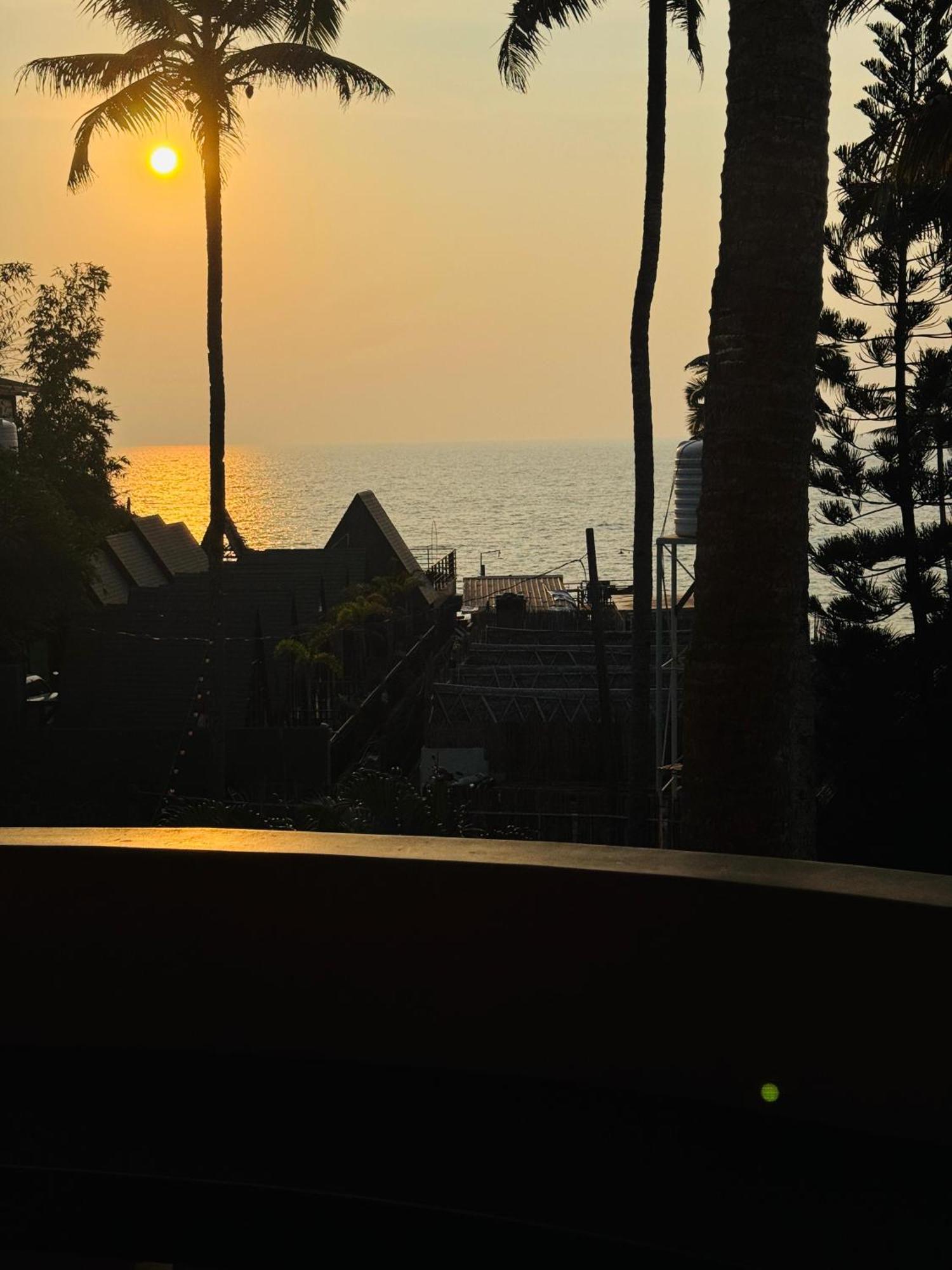 Beach View Balcony Resort By Hello Varkala Extérieur photo