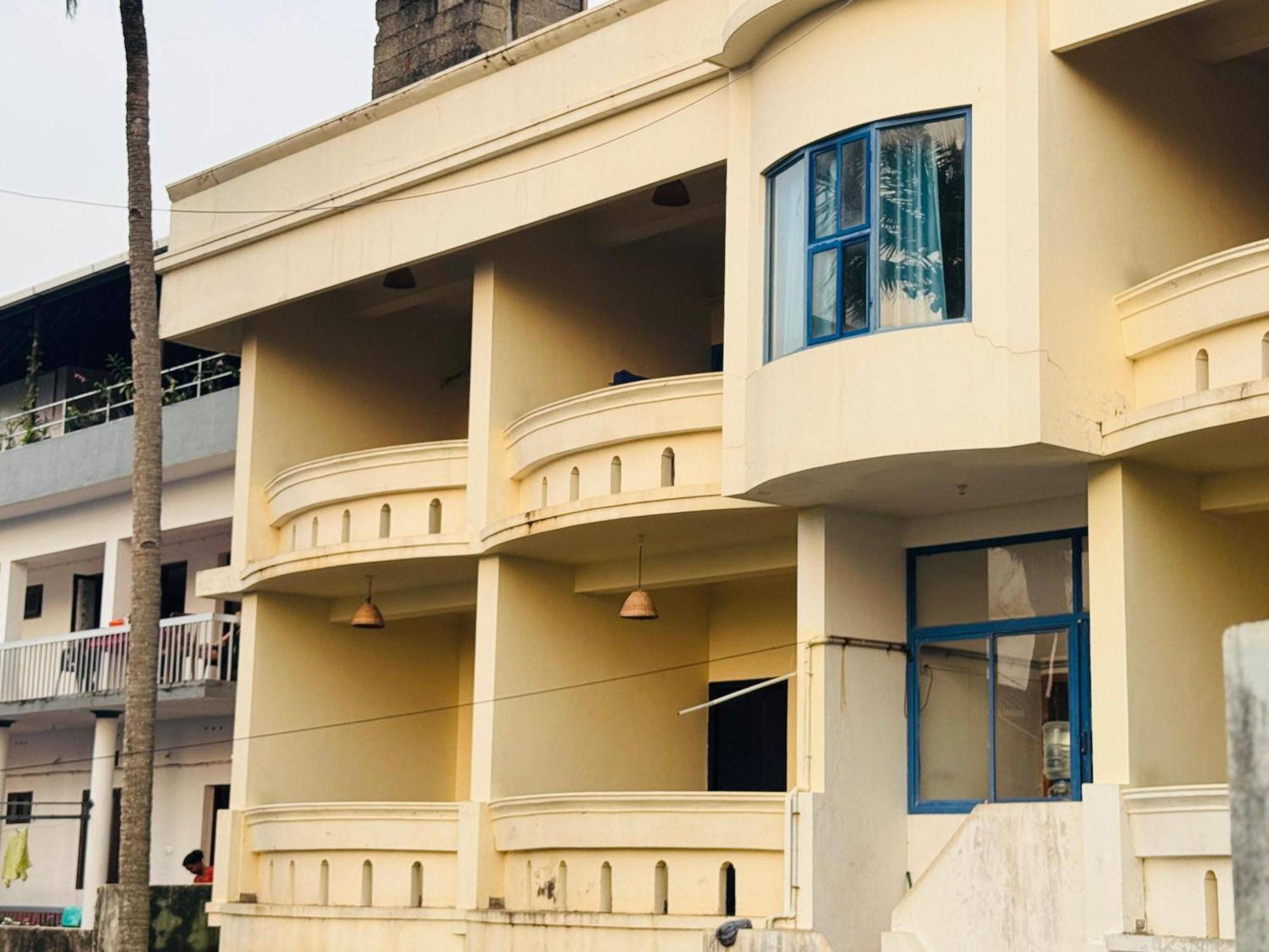 Beach View Balcony Resort By Hello Varkala Extérieur photo